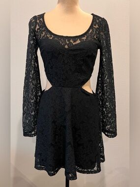Black Lace Long-Sleeve Cutout Dress